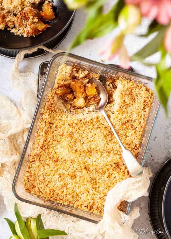 Pineapple Crumble with Cinnamon and Coconut - Little Sugar Snaps